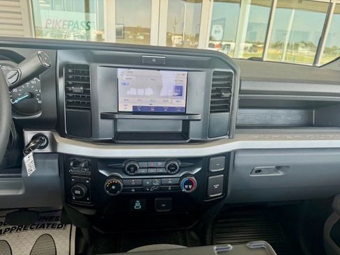 New 2026 Ford F250 XL w/ XL Off-Road Package image 11