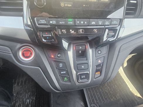 Used 2024 Honda Odyssey EX-L image 10