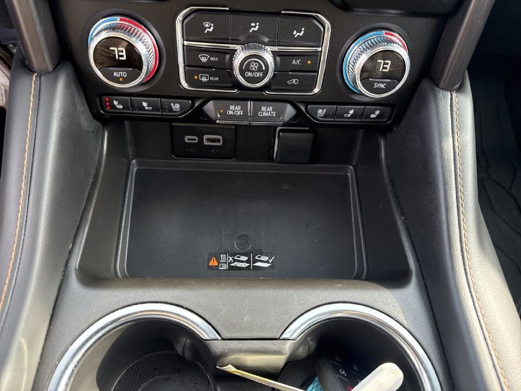 Used 2024 GMC Yukon AT4 AWD/4WD image 41