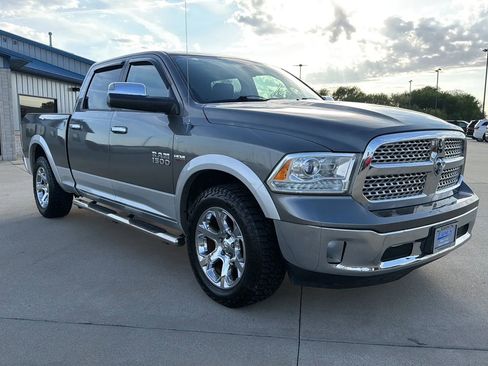 Used 2013 RAM 1500 Laramie w/ Convenience Group AWD/4WD image 33