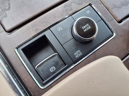 Used 2023 Lincoln Navigator Reserve RWD image 17