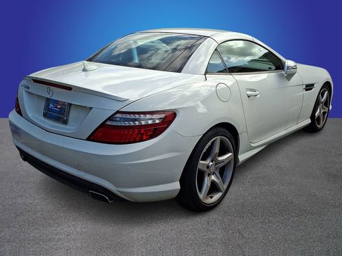 Used 2013 Mercedes-Benz SLK 350 image 7
