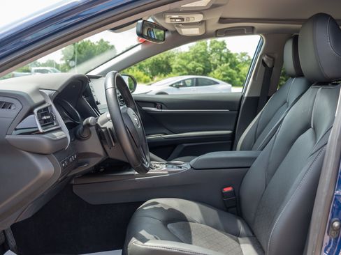 Used 2023 Toyota Camry XSE w/ Cold Weather Package FWD image 8