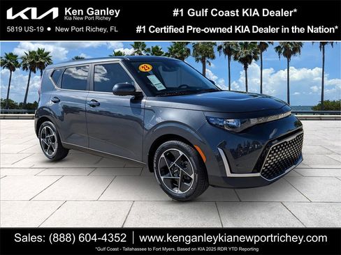 Certified 2023 Kia Soul EX image 1