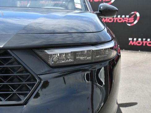Used 2024 Honda Accord Sport image 11