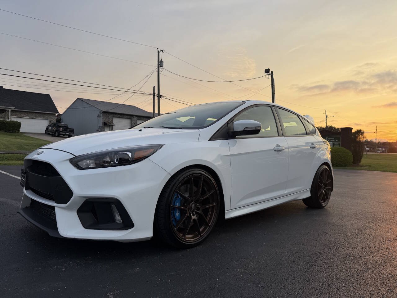 Used 2017 Ford Focus RS AWD/4WD image 3