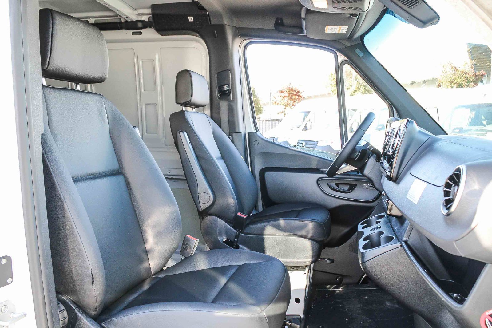 New 2026 Mercedes-Benz Sprinter 2500 image 19