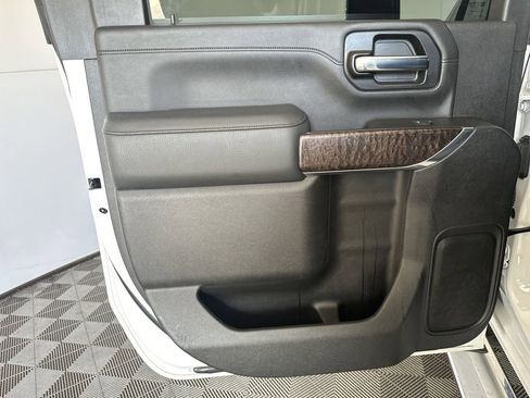 Used 2020 GMC Sierra 2500 Denali w/ Denali Ultimate Package image 27