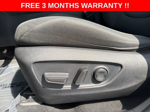 Used 2021 Toyota RAV4 XLE AWD/4WD image 13