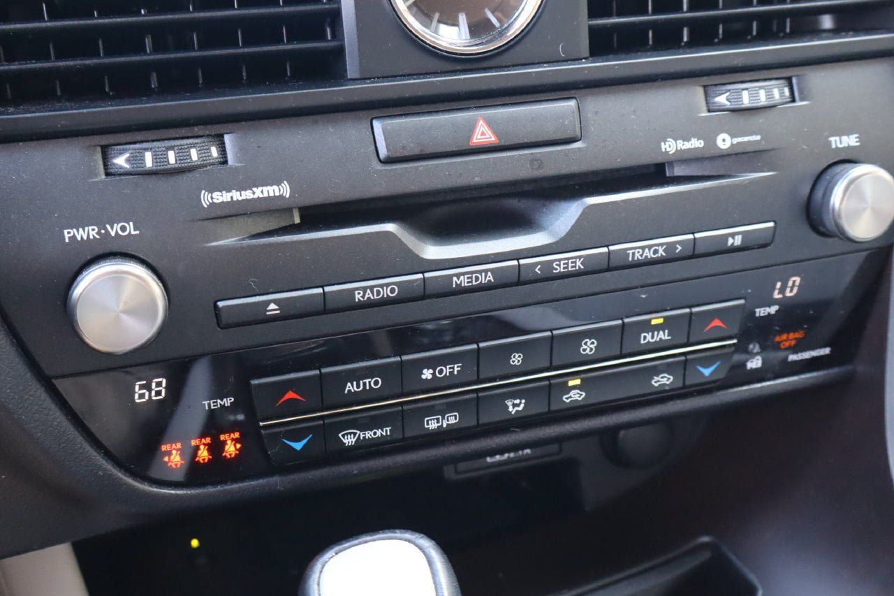 Used 2022 Lexus RX 350 FWD w/ Premium Package image 24
