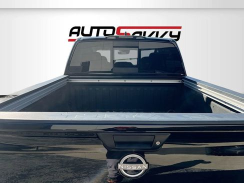 Used 2024 Nissan Titan SV w/ SV Convenience Package AWD/4WD image 26