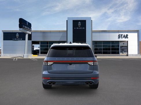 New 2026 Lincoln Aviator AWD w/ Jet Appearance Package image 5