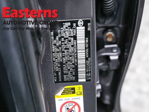 Used 2016 Toyota Camry XLE FWD image 35
