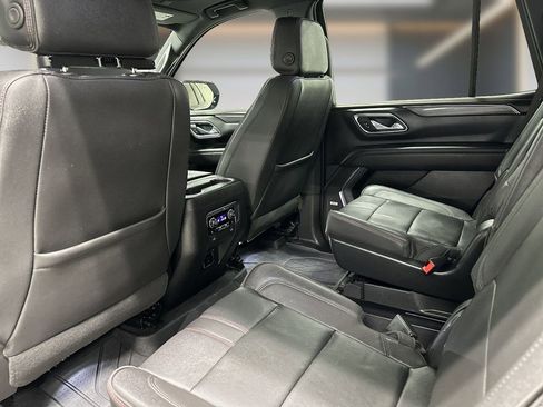 Used 2023 Chevrolet Tahoe RST w/ Luxury Package AWD/4WD image 14