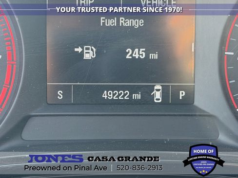 Used 2025 Chevrolet Trax RS w/ Sunroof Package FWD image 14