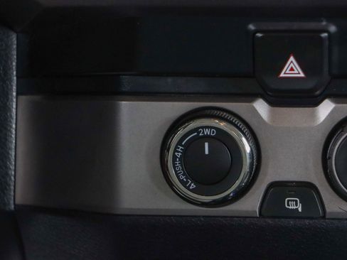 Used 2021 Toyota Tacoma SR5 image 21