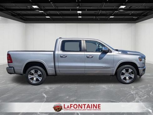 Used 2022 RAM 1500 Laramie AWD/4WD image 6