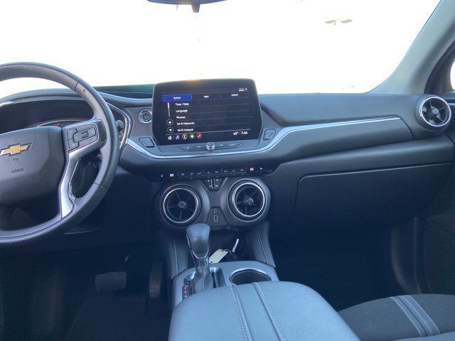 Used 2025 Chevrolet Blazer LT FWD image 15