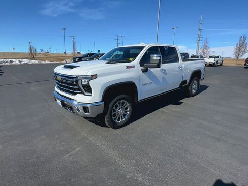 New 2025 Chevrolet Silverado 3500 LTZ w/ LTZ Convenience Package image 37