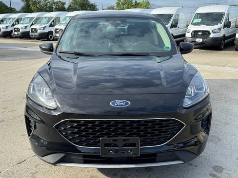 Used 2020 Ford Escape SE AWD/4WD image 2