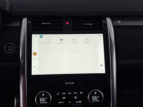 Certified 2024 Land Rover Discovery Dynamic SE image 27