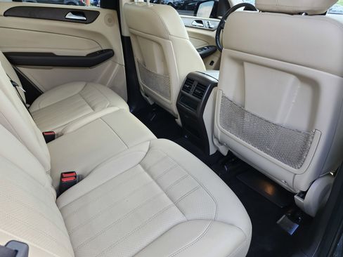 Used 2019 Mercedes-Benz GLE 400 4MATIC w/ Premium 2 Package image 24