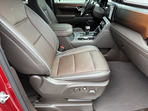 Used 2023 GMC Sierra 1500 Denali RWD image 16