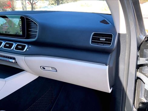 Used 2021 Mercedes-Benz GLE 350 4MATIC image 19