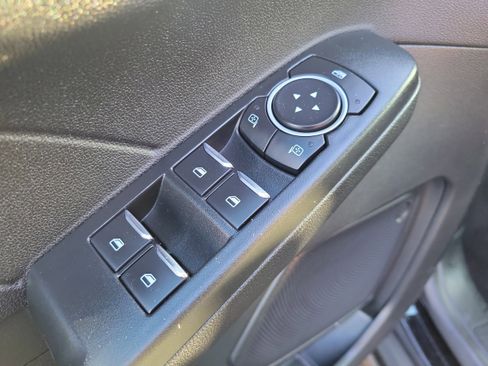 Certified 2022 Ford Escape SE w/ Convenience Package image 17