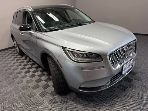 Used 2021 Lincoln Corsair AWD w/ Premium Package image 2