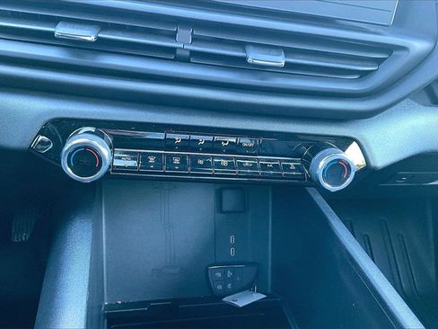 Used 2024 Chevrolet Silverado EV W/T image 11