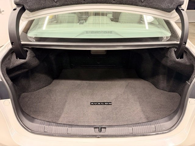 Used 2017 Toyota Avalon XLE Premium w/ Carpet Mat Package FWD image 20
