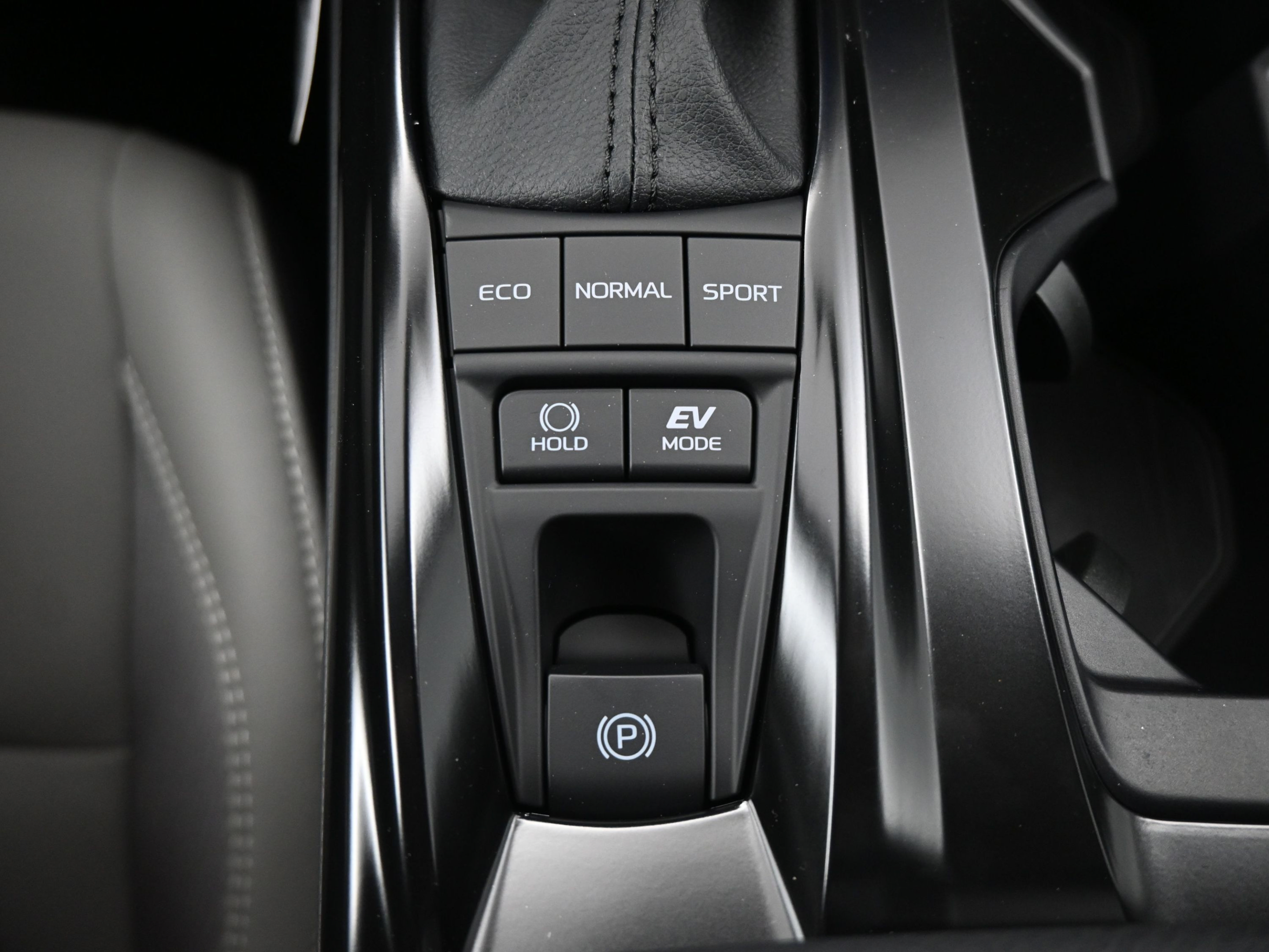 Used 2026 Toyota Camry SE w/ Convenience Package FWD image 28
