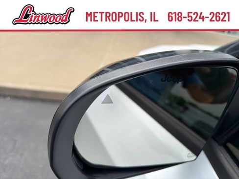 Used 2024 Jeep Compass Limited w/ Elite Group AWD/4WD image 13