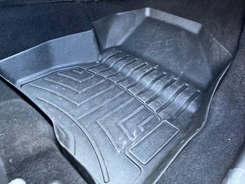 Used 2019 Lincoln MKT AWD image 60