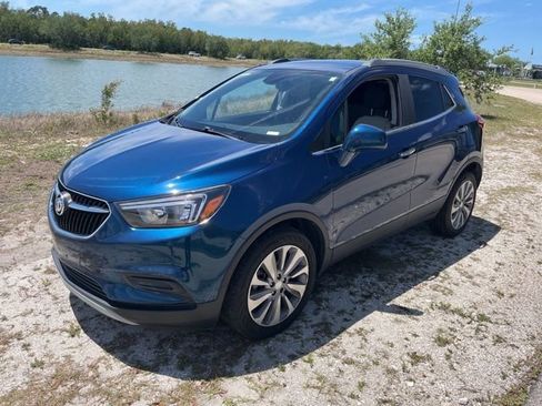 Used 2020 Buick Encore Preferred w/ Safety Package FWD image 1