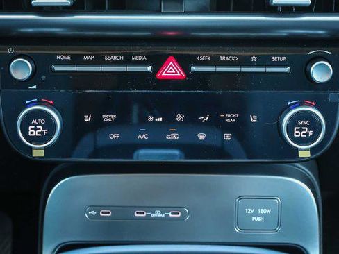 New 2026 Hyundai Ioniq 9 SE AWD/4WD image 13
