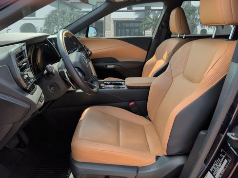 Used 2025 Lexus RX 350 Premium Plus FWD image 11