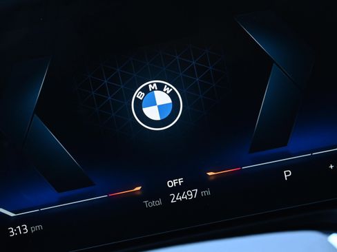 Certified 2024 BMW 330i Sedan w/ Convenience Package image 36