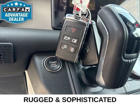 Used 2023 Land Rover Defender 90 X-Dynamic SE AWD/4WD image 43