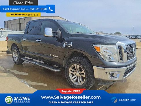 Used 2017 Nissan Titan SV RWD image 5