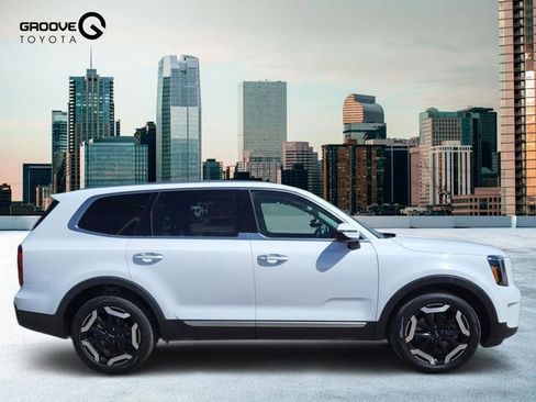Used 2025 Kia Telluride S AWD/4WD image 7