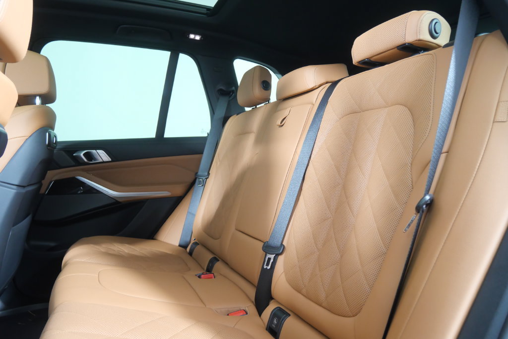 Certified 2026 BMW X5 sDrive40i RWD image 16