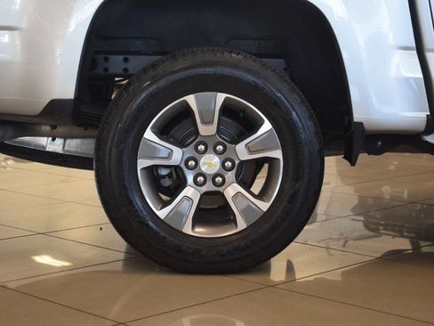 Used 2018 Chevrolet Colorado Z71 AWD/4WD image 33