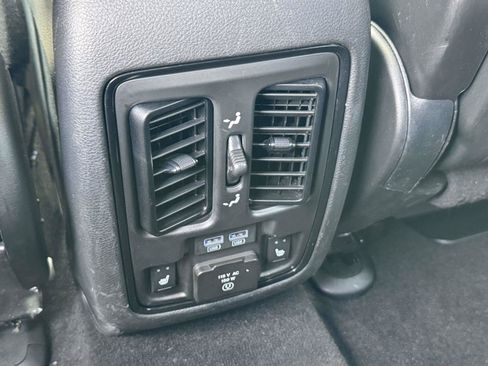 Used 2022 Dodge Durango GT AWD/4WD image 27