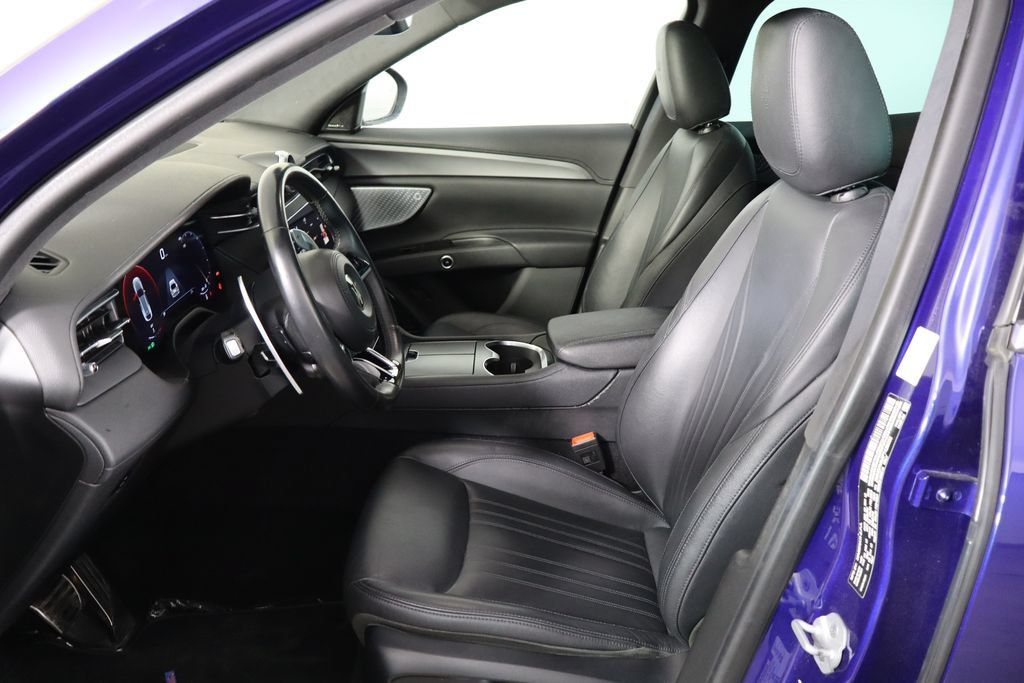 Used 2023 Maserati Grecale GT AWD/4WD image 14