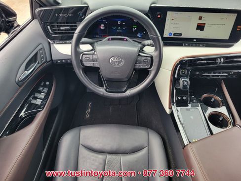 Used 2023 Toyota Mirai w/ Toyota Teammate Package image 12