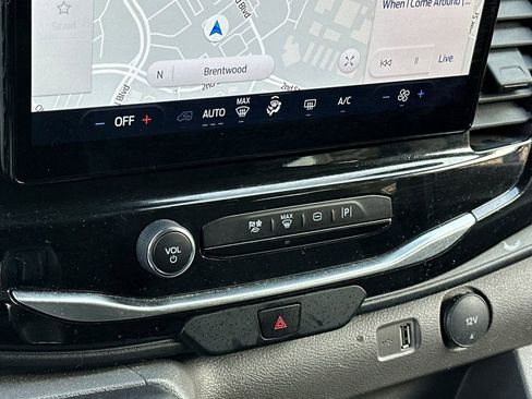 Used 2024 Ford Transit 350 XLT image 19