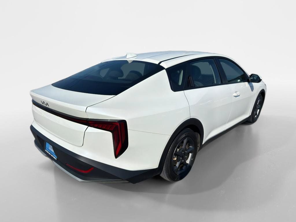 Used 2025 Kia K4 FWD image 5