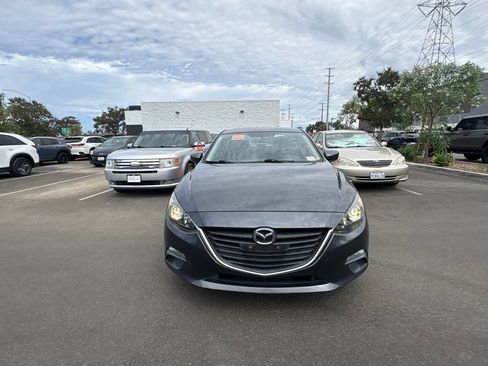 Used 2014 MAZDA MAZDA3 i Touring FWD image 3